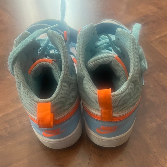 Nike shoes 6Y - Picture 3 of 3